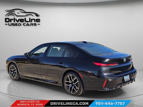 Used 2025 BMW 740i image 6
