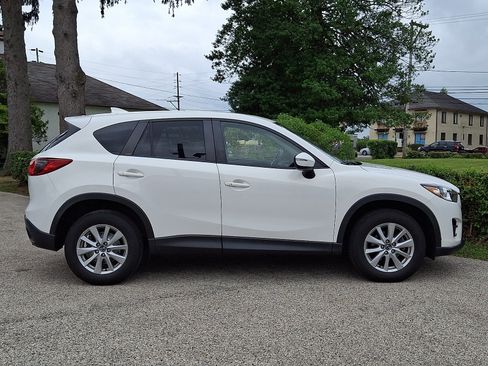 Used 2016 MAZDA CX-5 Touring w/ Bose/Moonroof Package FWD image 7