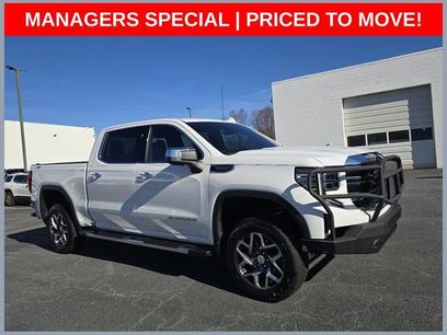 Used 2023 GMC Sierra 1500 SLT w/ SLT Premium Package