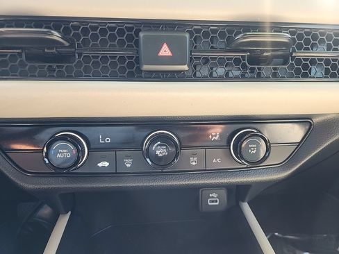 Used 2025 Honda HR-V LX image 21
