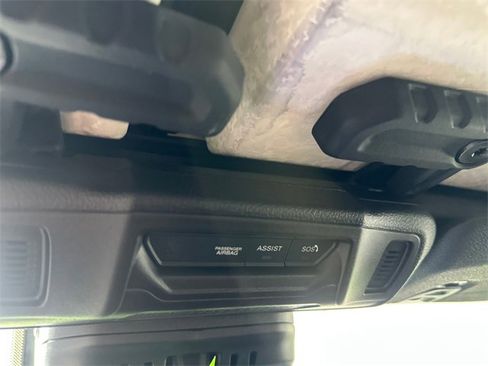 Certified 2025 Jeep Gladiator Sport image 32