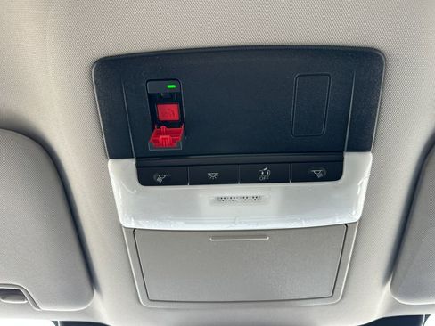 New 2026 Nissan Pathfinder SL AWD/4WD image 29