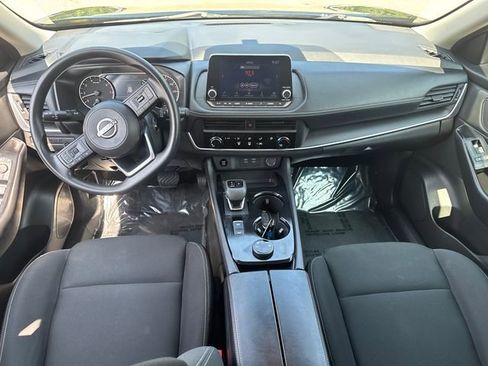 Used 2024 Nissan Rogue S image 18