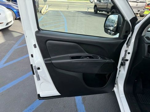 Used 2022 RAM ProMaster City Wagon image 12