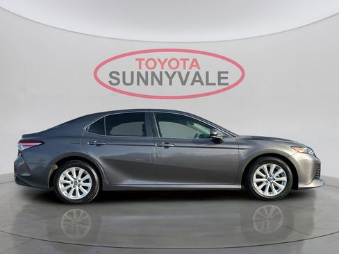 Certified 2020 Toyota Camry LE image 10