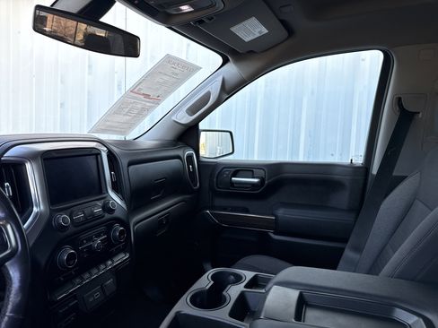 Used 2021 Chevrolet Silverado 1500 LT image 16