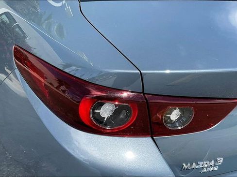 Used 2025 MAZDA MAZDA3 s image 28