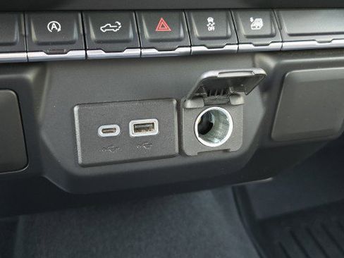 Used 2021 GMC Sierra 1500 Elevation image 29