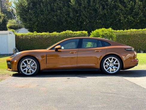 Certified 2026 Porsche Panamera GTS AWD/4WD image 2