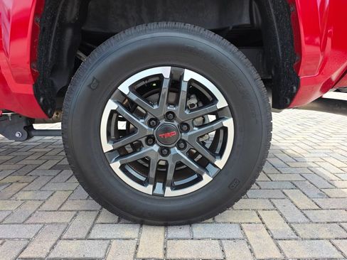 Used 2025 Toyota Tacoma TRD Sport RWD image 19