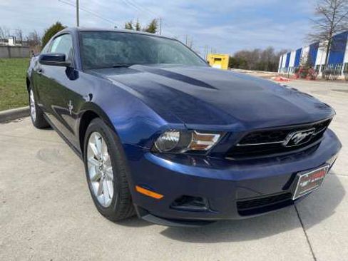 Used 2010 Ford Mustang Coupe RWD image 34