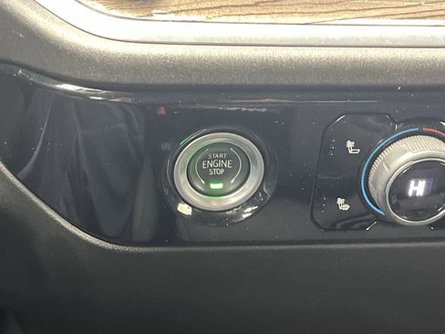 Certified 2022 Chevrolet Silverado 1500 LT image 22