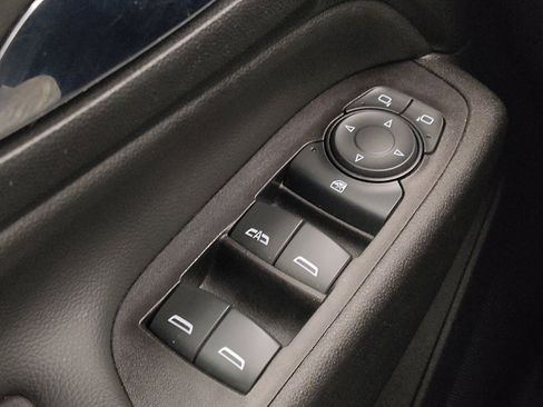 Used 2022 Chevrolet Equinox LT FWD image 27