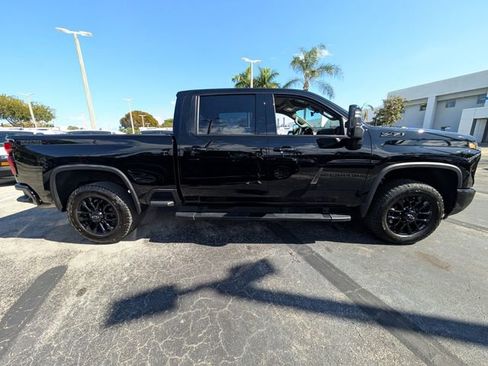 Used 2025 Chevrolet Silverado 2500 LTZ w/ Trail Boss Package image 17