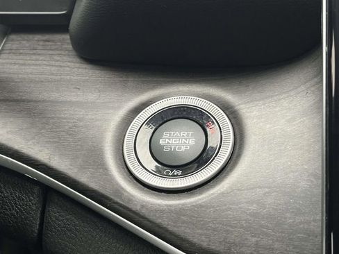 Used 2021 Jeep Grand Cherokee L Limited image 34