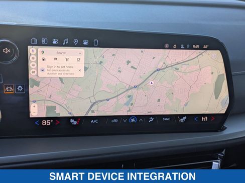 Used 2024 Chevrolet Traverse LS image 25