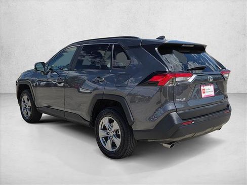 Used 2025 Toyota RAV4 XLE FWD image 8