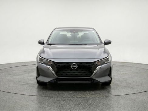 Used 2025 Nissan Sentra SV FWD image 2