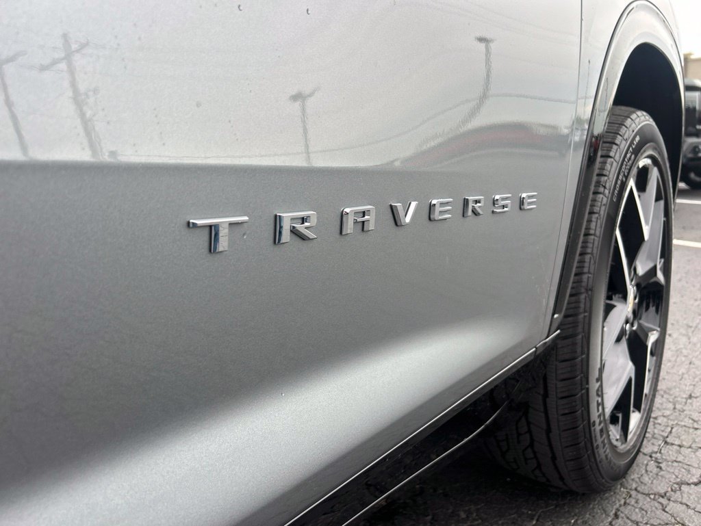 New 2026 Chevrolet Traverse High Country FWD image 12