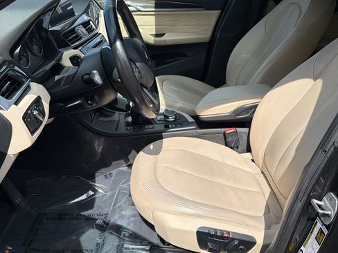 Used 2018 BMW X1 xDrive28i AWD/4WD image 5