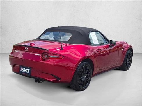 Used 2026 MAZDA MX-5 Miata Club w/ Interior Package RWD image 5