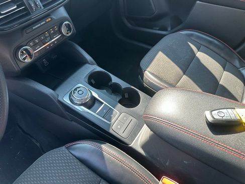 Used 2024 Ford Escape ST-Line AWD/4WD image 19