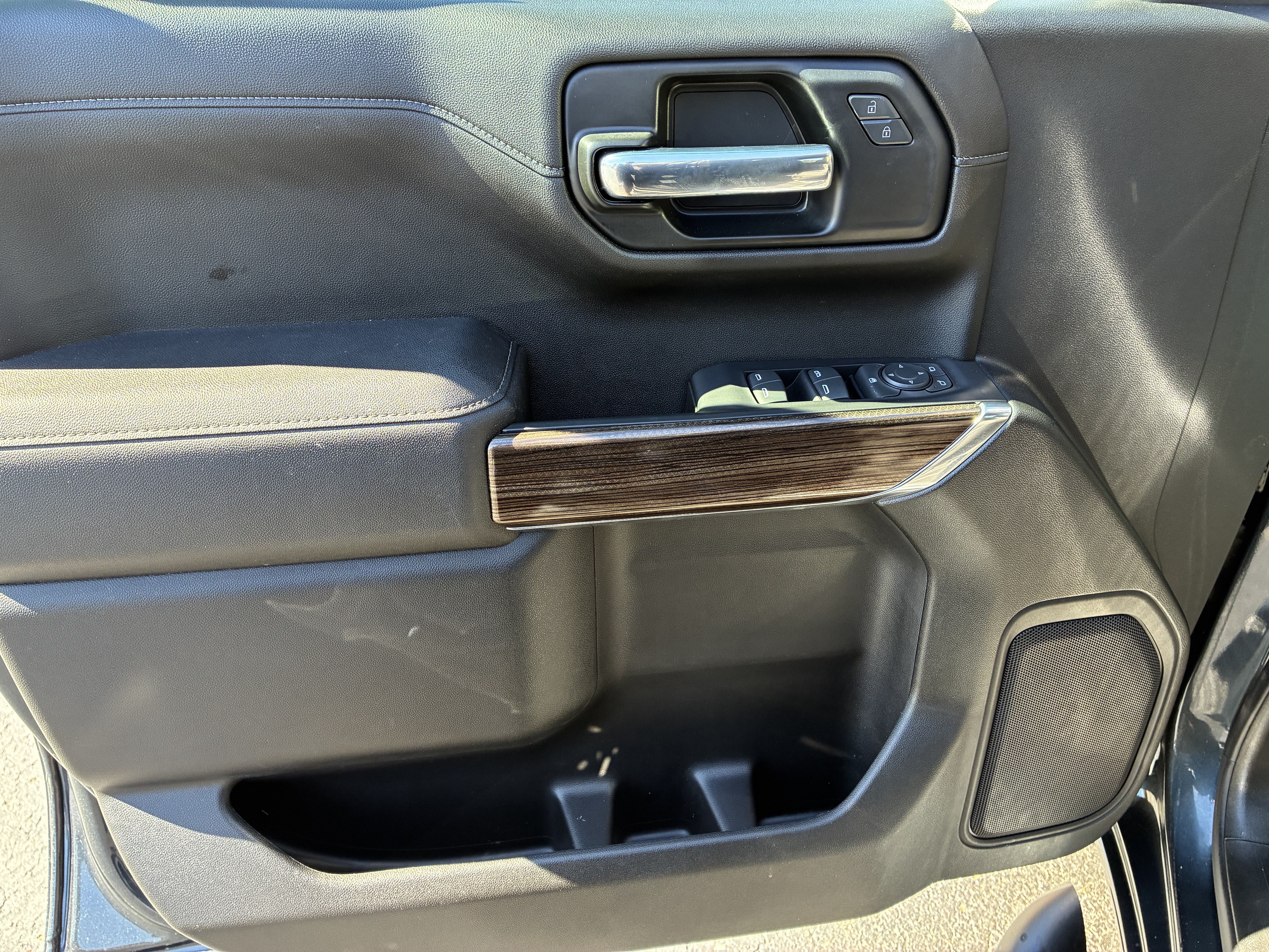 Used 2021 Chevrolet Silverado 1500 RST AWD/4WD image 24