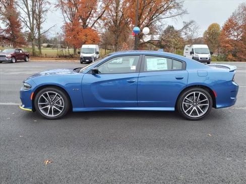 New 2023 Dodge Charger R/T w/ Navigation & Travel Group image 7