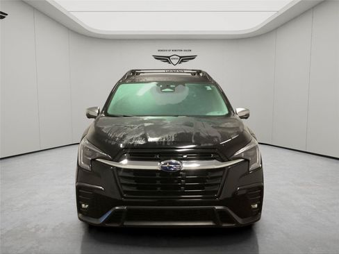 Used 2023 Subaru Ascent Limited w/ Technology Package AWD/4WD image 8