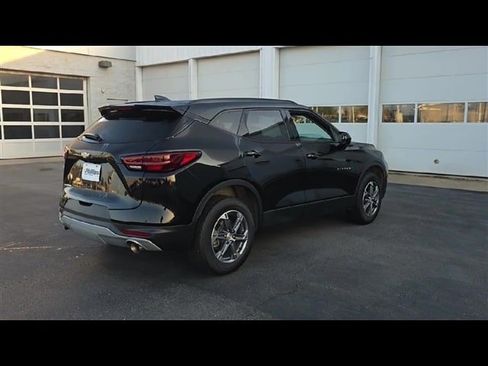 Certified 2023 Chevrolet Blazer LT w/ Convenience Package image 8