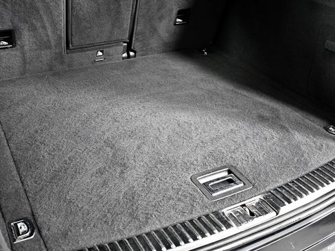 Used 2015 Porsche Cayenne S image 46