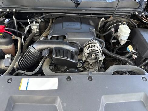 Used 2011 Chevrolet Silverado 1500 LTZ w/ Suspension Package, Off-Road AWD/4WD image 23