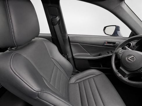 Used 2021 Lexus IS 350 F Sport w/ Navigation Package RWD image 9