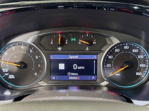 Used 2023 Chevrolet Traverse LT w/ LT Premium Package image 10