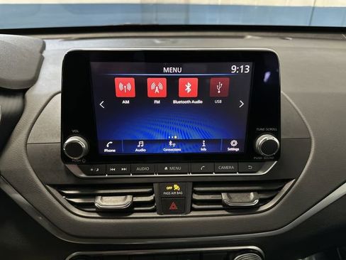 Used 2022 Nissan Altima 2.5 SV image 16