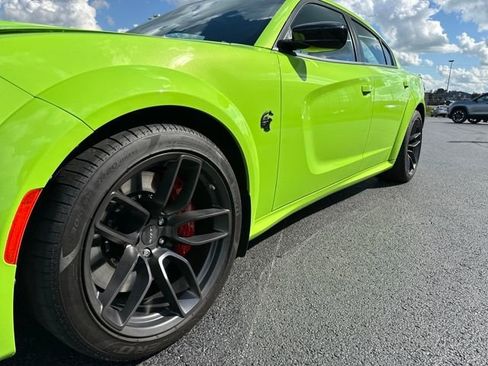 Used 2023 Dodge Charger SRT Hellcat w/ Harman/Kardon Audio Group image 30