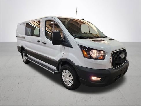 Used 2024 Ford Transit 250 Low Roof w/ Exterior Upgrade Package image 5