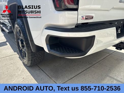 Used 2025 GMC Sierra 2500 AT4 AWD/4WD image 15