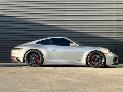 Certified 2022 Porsche 911 Carrera GTS image 8