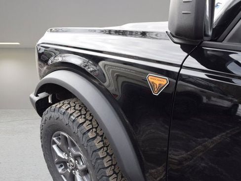 New 2025 Ford Bronco Badlands image 6