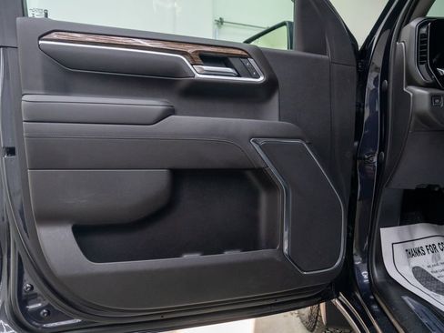 Used 2022 GMC Sierra 1500 Elevation image 18