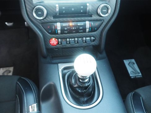 Used 2016 Ford Mustang Shelby GT350 w/ Technology Package image 12