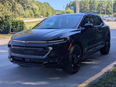 New 2025 Chevrolet Equinox EV RS image 5