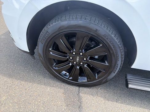 Certified 2023 Lincoln Navigator Black Label AWD/4WD image 31