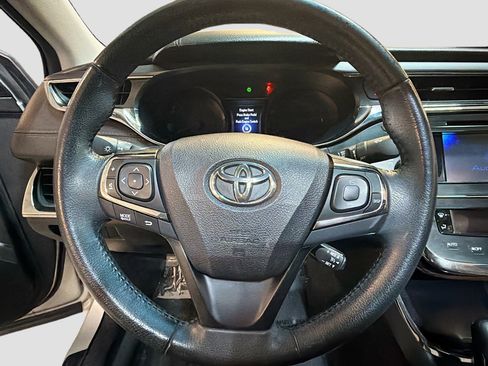 Used 2014 Toyota Avalon XLE Premium image 17