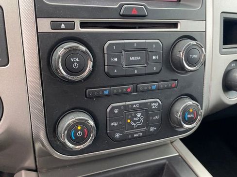 Used 2015 Ford Expedition EL XLT w/ Equipment Group 202A image 13