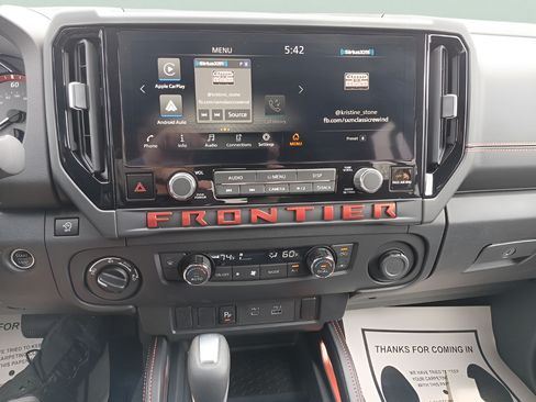 Used 2025 Nissan Frontier PRO-4X AWD/4WD image 19