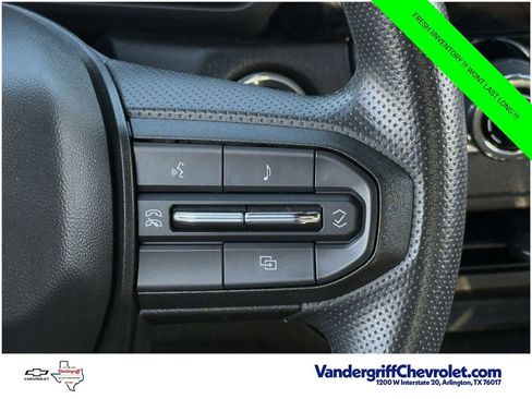 Used 2023 Chevrolet Colorado Trail Boss w/ Technology Package AWD/4WD image 13