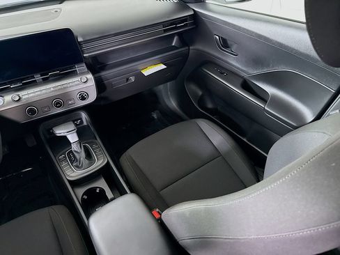 Certified 2026 Hyundai Kona SE AWD/4WD image 24