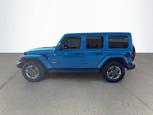 Used 2022 Jeep Wrangler Unlimited Sahara AWD/4WD image 7
